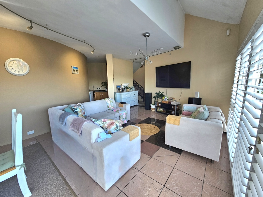 4 Bedroom Property for Sale in Vincent Heights Eastern Cape